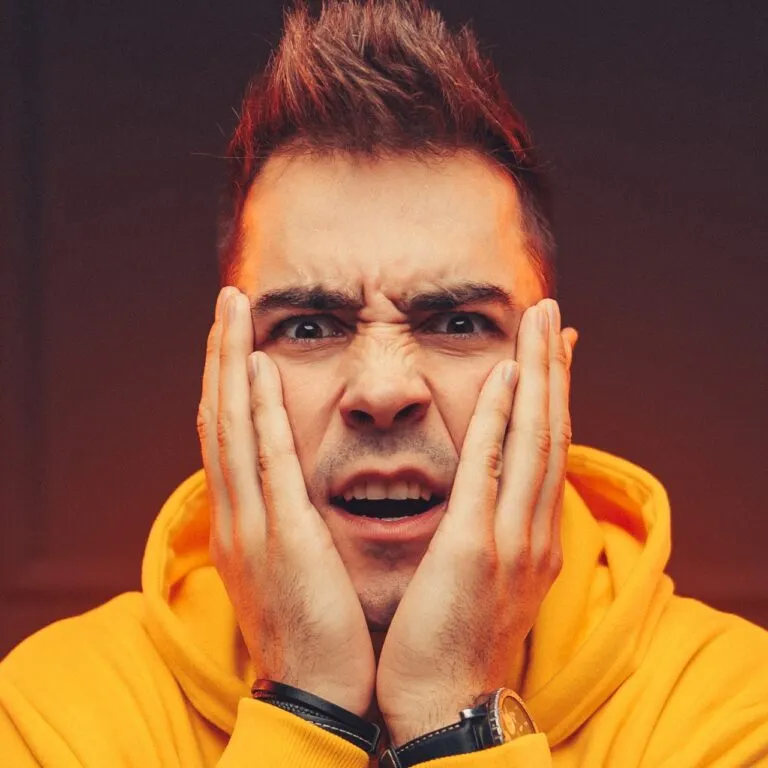 Montaż formatów rozrywkowych i commentary.